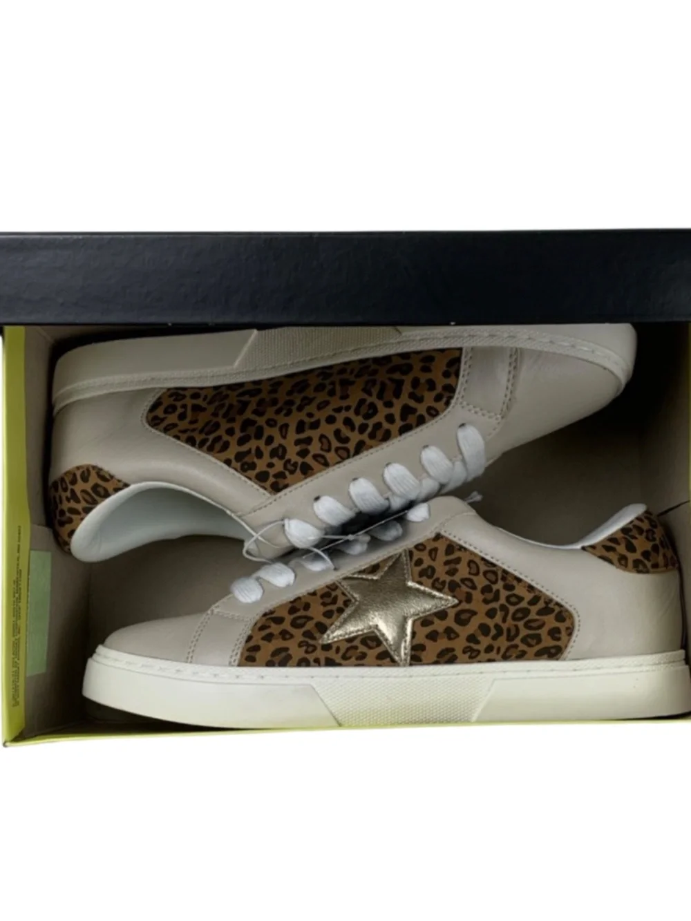 Leopard and Stars Kaitlyn Sneakers Girls Size 5 Animal Print Casual
